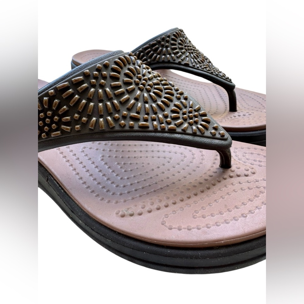 NWOT Crocs Monterey Diamante Wedge Flip Flop Sandals Espresso Brown and Bronze